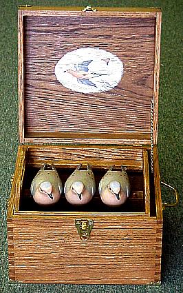 Doves - oil paint in box