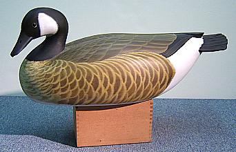 Premier Canada Goose (Cross Wings)