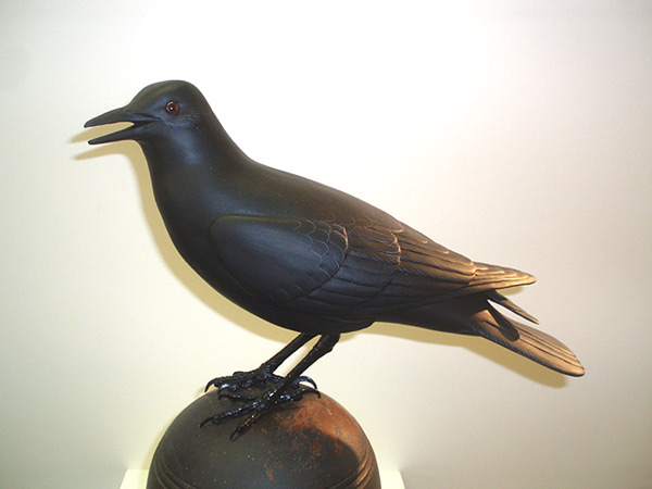 Crow on Walnut Base - Lifesize -  carvings by Manfred Scheel