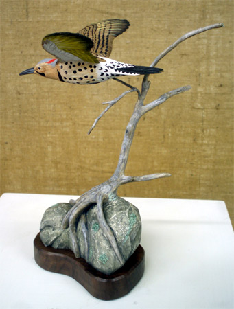 Flying Flicker Mini -  carvings by Manfred Scheel